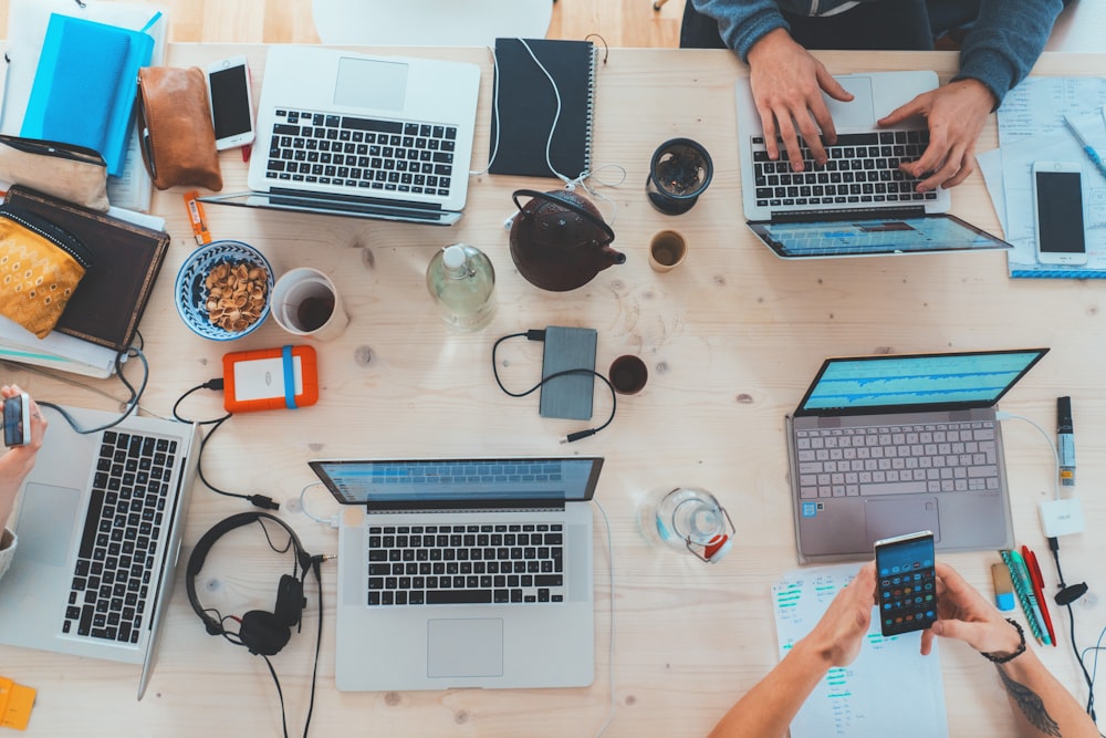 Cerewro: software de IA para equipos empresariales